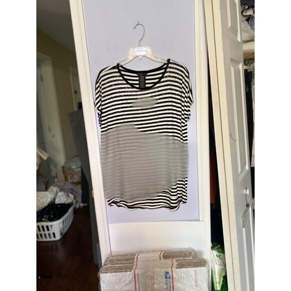 Design History Black & White Striped Tunic Sparkly Beaded Women's Size Large NWT - Picture 10 of 10